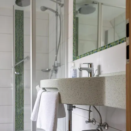 ゲストハウス Garni Lehrertal