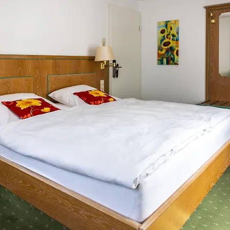 Pensión Garni Lehrertal 3*